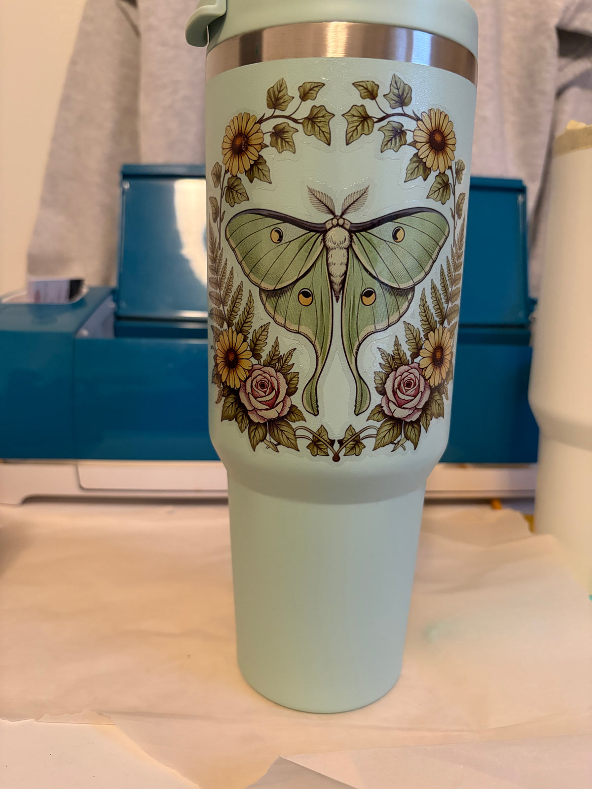 40 ounce Luna moth Tumbler