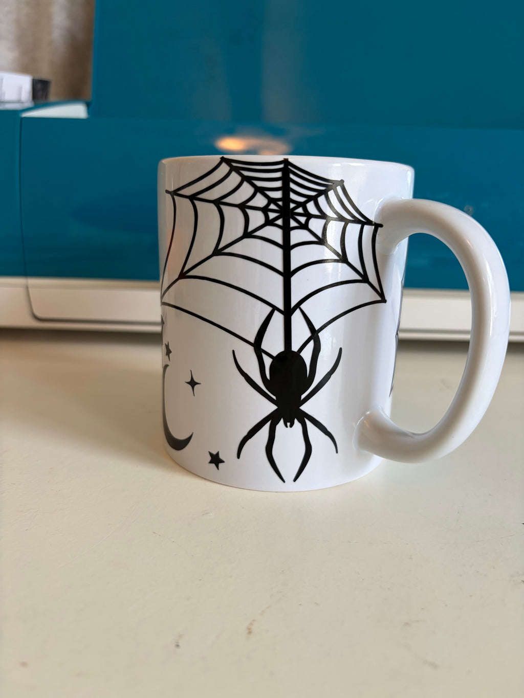 15 ounce Halloween mug